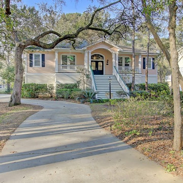 5208 Holly Forest Drive