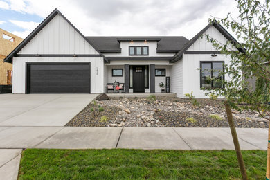 Example of an exterior home design in Seattle