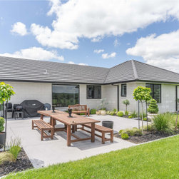 Premier Estate Brick in White - Products