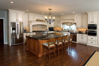 Elegant kitchen photo in Philadelphia