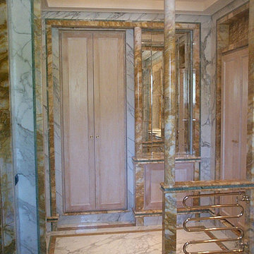Bagno in marmi pregiati