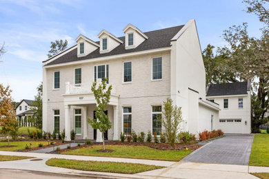 Example of a transitional exterior home design in Orlando