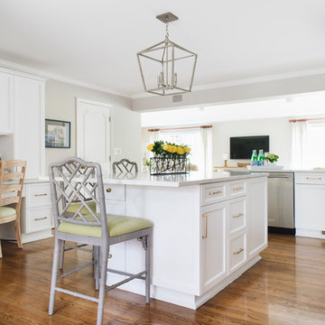 Lake Forest Refreshed Traditional Home