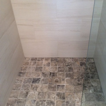 Natural Stone Mosaic Shower Flooring