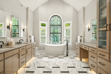 Example of a bathroom design in Other