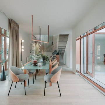 Modern Minimalist Dining Room