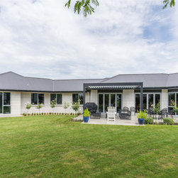 Premier Mansion Brick in White - Products