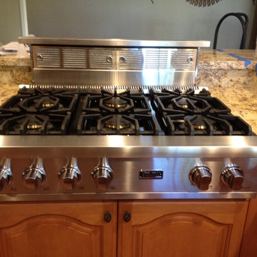Viking Range Top w/ Downdraft Ventilation