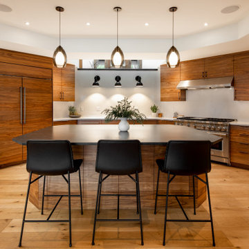Walnut Horizontal Grain-Matched Masterpiece