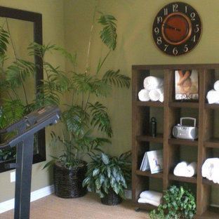 Design ideas for a bohemian home gym in Los Angeles.