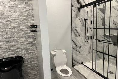 Bathroom - bathroom idea in Philadelphia