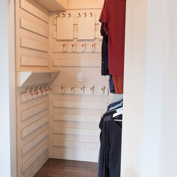 French cleat system in a closet