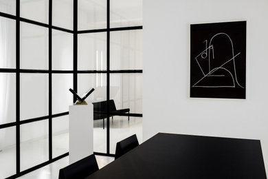 Minimalist home design photo in Berlin