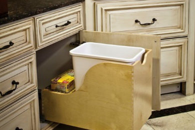 Kitchen photo in Other