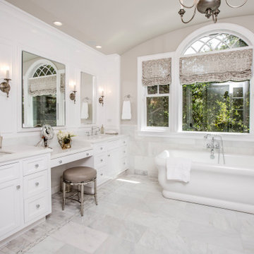 Cape Cod Residence in Pasadena