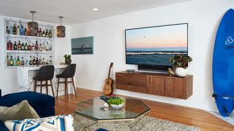 Beach-y Bachelor Living Room + Bar