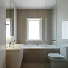 Bathroom - tiles up bath, colour