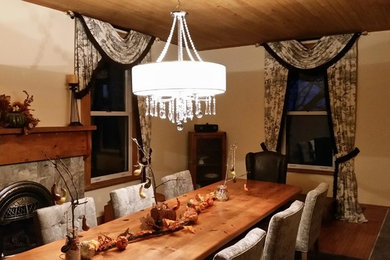 Inspiration for a timeless dining room remodel in Toronto