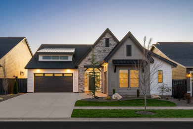 Transitional exterior home idea in Boise