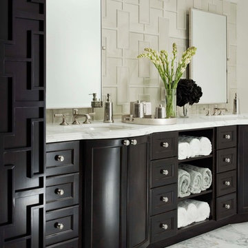 Pullman with Fretwork