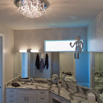 Contemporary Style with Lori Manning Designs and Tundra Homes