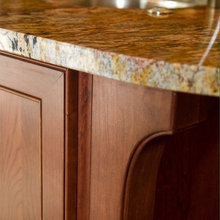 Cleaning kitchen cabinets