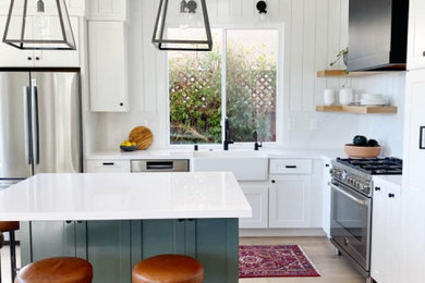 Kitchen photo in San Diego