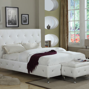 White Faux Leather Crystal Tufted Upholstered Platform Slat Bed (Wood Frame)