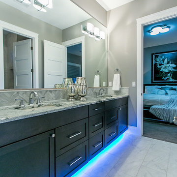 Bravo Jack and Jill Bathroom