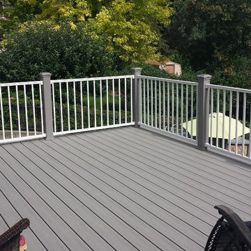 Trex Gravel Path with White Reveal Railings
