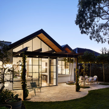 HAWTHORN EAST