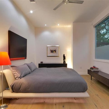 Modern Residence-Imperia White Oak