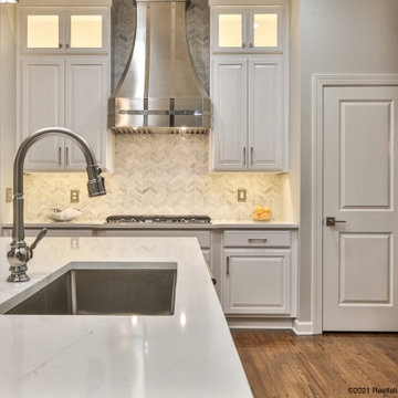 Glamorous Kitchen Makeover in Lansdowne, VA