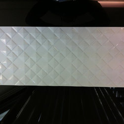 GL93002 - Tile