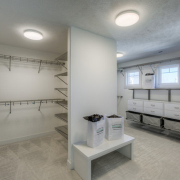 Move-in Ready Home in Elkhorn