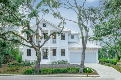 Beach style exterior home photo in Jacksonville