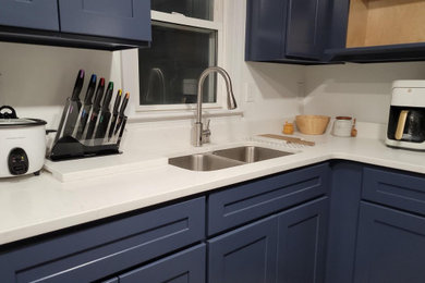 Kitchen - kitchen idea in Boston