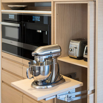 Rivercrest Drive - Kitchen