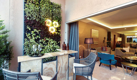 15 Picture-Perfect Balcony Gardens