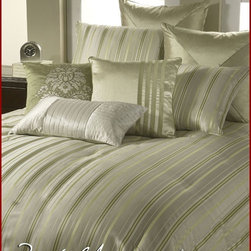 AICO Furniture - Bedding Set Maxie - BCS-KS10-MAXE-MIST - Bedroom Products