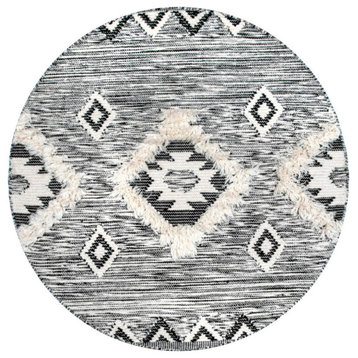 nuLOOM Hand Woven Wool Savannah Moroccan Fringe Area Rug, Black 6' Round