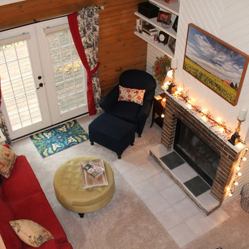 Cozy Lakeside Cabin