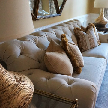 Stunning Traditional Living Room - Classics that are Trending