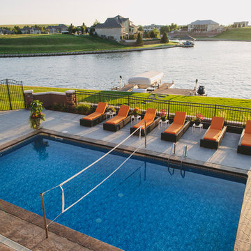 Luxurious Lake Home + Pool