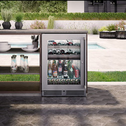 Poolside Outdoor Kitchen - Outdoor Refrigerators