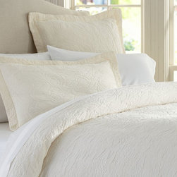 Valarie Floral Matelasse Duvet - Duvet Covers And Duvet Sets