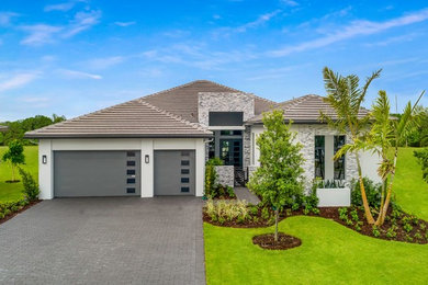 Inspiration for a contemporary exterior home remodel in Miami