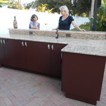 Pool side bar and grill
