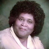 Lola Ogbara's photo
