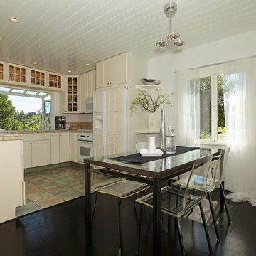 3414 Troy Drive